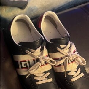 Gucci Men's Black and White Logo Sneakers